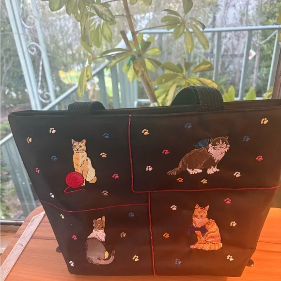 Embroidered Cat Design Black Tote Bag - Picture 1 of 16